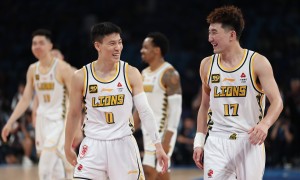 决胜时刻广厦角色球员站出来 许利民换人让人看不懂