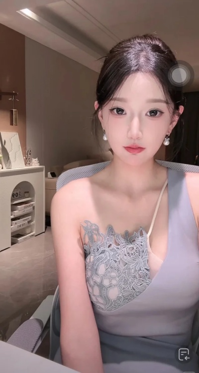 1040g008317dgrf94gs0g5p3a4194mrkcumaevoo!nc_n_webp_mw_1.jpg
