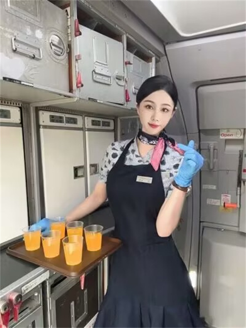 沪上一手工作室15起spa598微aa66698981，Q3981096154