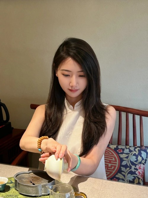 襄阳，茶室主理人的喝茶日常